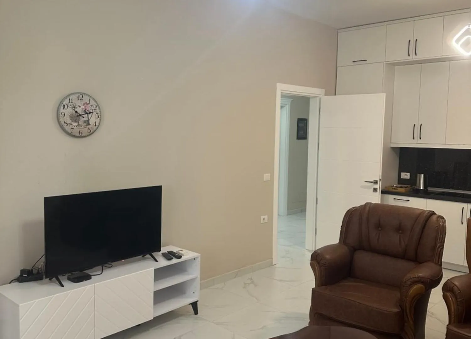 Roy Apartments III ,New Location Durres